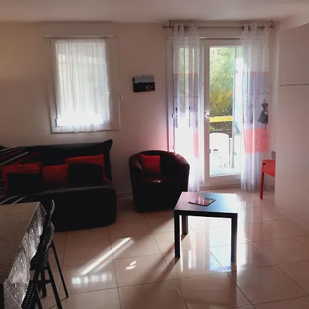 Les Cigales De Apartment *